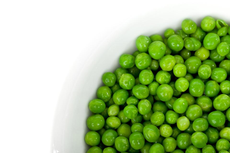 Green-Peas-In-Bowl-100913329C7C3F9B